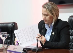 03cb14f64c6cc5c1146d639b64ef4f5e