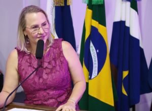 18f8c7c129e4c691bd3c6b58e36ac90e