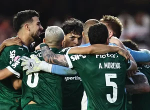 2025-10-05t211406z_1170755064_up1ela51mzher_rtrmadp_3_soccer-brazil-sao-pal