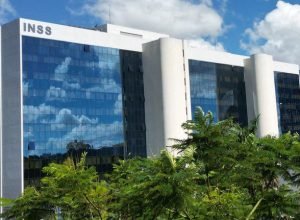 2ef9d295-e645-45b6-8a68-b3099cb1f659