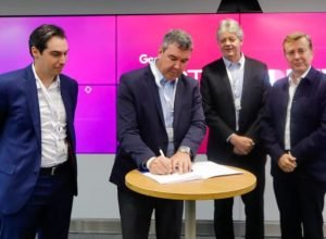 Assinatura-MoU-com-Google-Foto-Saul-Schramm-SecomMS-7-e1764887856423-730x438