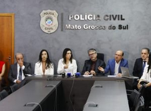 Coletiva-Foto-Saul-Schramm-1-730x480