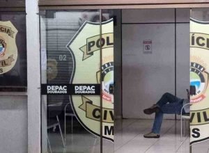 Depac-dourados-porta-1