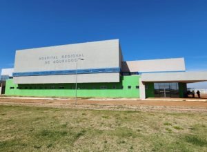 Fachada-Hospital-Regional-de-Dourados-01-08-2025-730x480