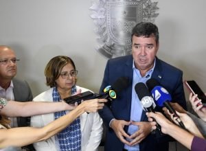 Governador-se-reune-com-o-Ministerio-das-Mulheres-Foto-Bruno-Rezende-01-730x480