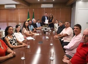 Governo-anuncia-concurso-para-professores-Foto-Alvaro-Rezende-8.JPG-730x480