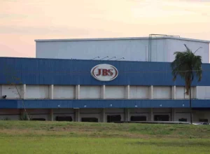 Nova-Campo-Grande-Fala-Povo-mau-cheiro-JBS-Madu-Livramento-8-1536x1023