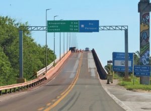 Ponte-Rio-Paraguai-Foto-Saul-Schramm-2-730x480