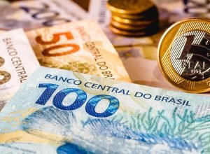 Real faz 30 anos. Conheça a história da moeda brasileira