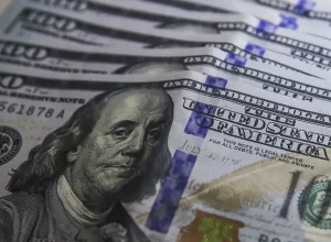 dolar_moeda_0803221211 (3)
