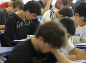 _estudantes_provas_selecao_do_programa_de_avaliacao_seriada_pas_0412111047_0