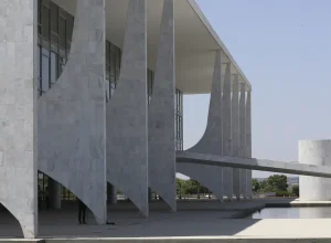 fachada_do_palacio_do_planalto_antcrz_abr_2709221136