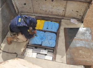 fb87923b-118d-4e87-8ef5-c25e74fbbd9f