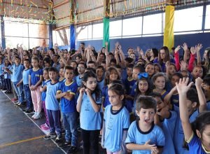 hora-civica_escola-iria-lucia_-58ed