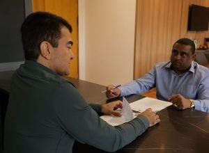 marcal-e-secretario-de-educacao-NIlson-chama-professor-apoio_-3