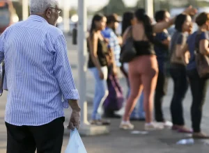 mcamg_abr_280918_6330_1