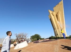 monumento-ao-colono_marcal-visita2