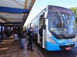 onibus_estudantes_terminal_-41ED