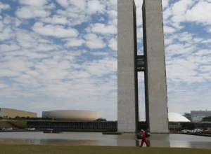 palacio_do_congresso_nacional_250620213593