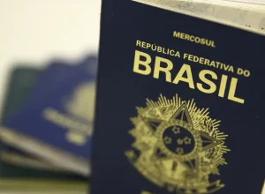 passaporte-brasileiro_mcamgo_abr_140220221818-4