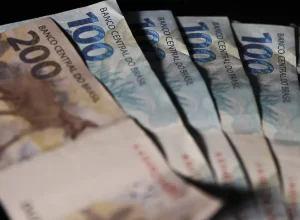 real_moedadinheiro_jfcrz_abr_1701220048_1