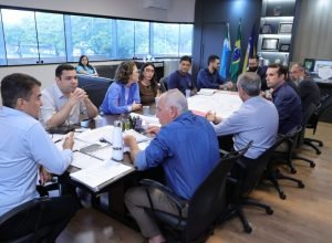 saude-tripartite-e1762368288186