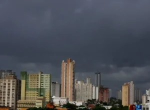 tempo-de-chuva-cge.jpg
